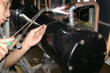 冷氣壓縮機維修管線焊接
